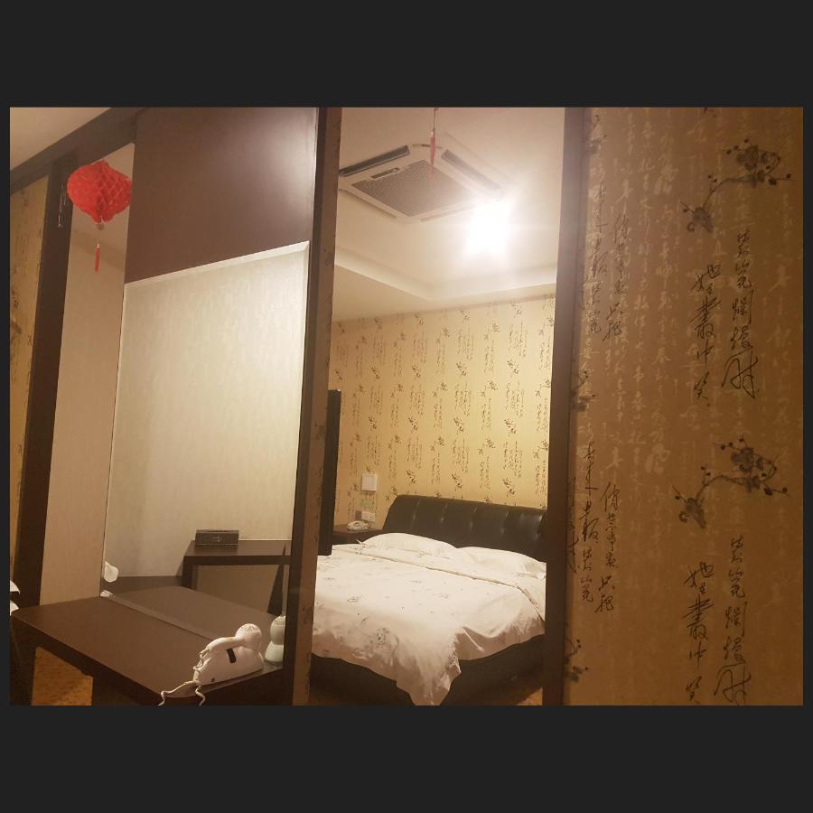 德布劳ct酒店 新山 外观 照片